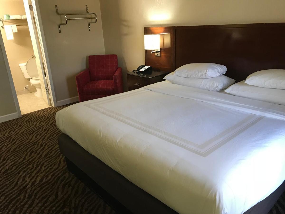 Hometown Inn & Suites Τούλσα Εξωτερικό φωτογραφία