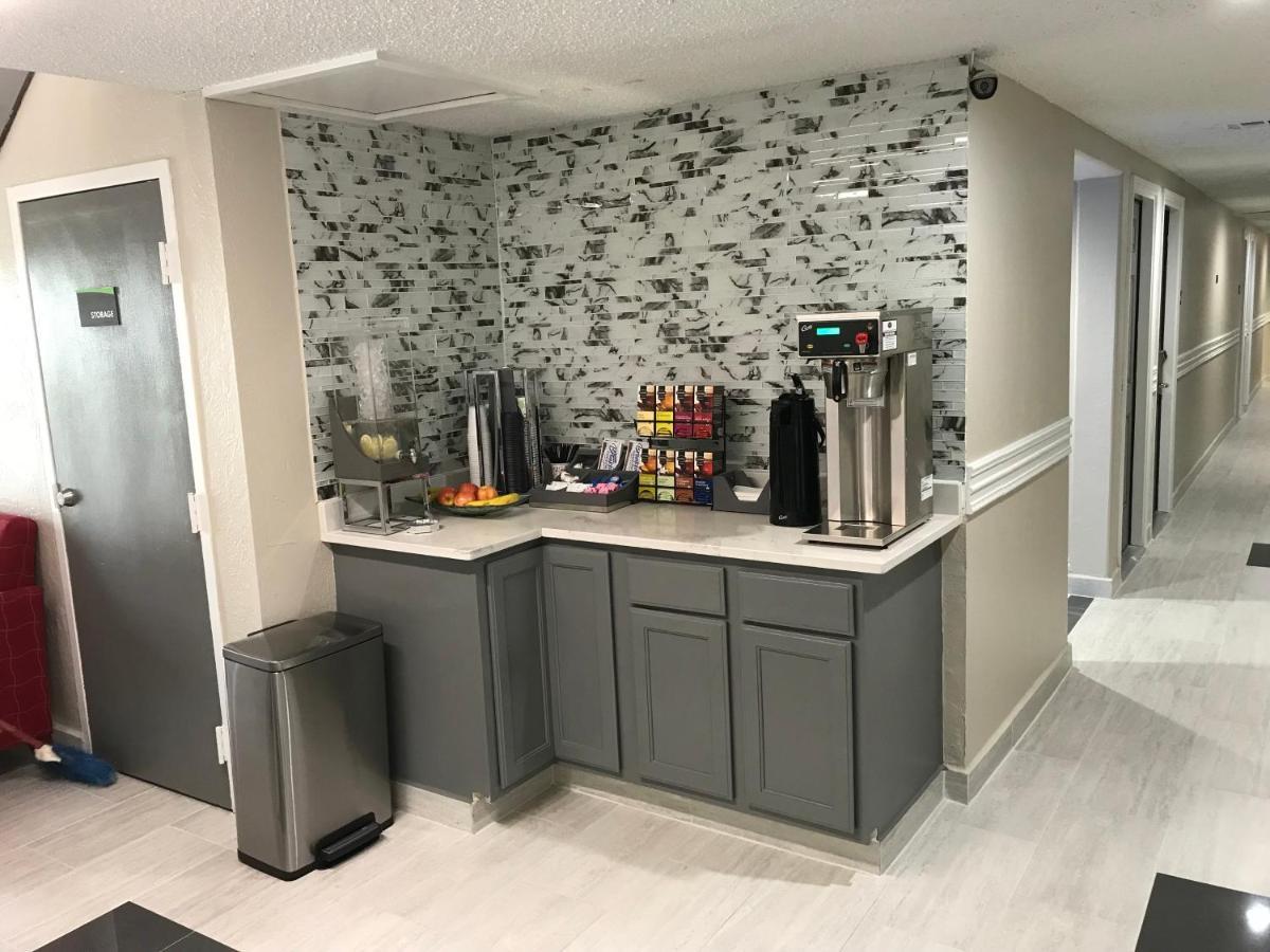 Hometown Inn & Suites Τούλσα Εξωτερικό φωτογραφία